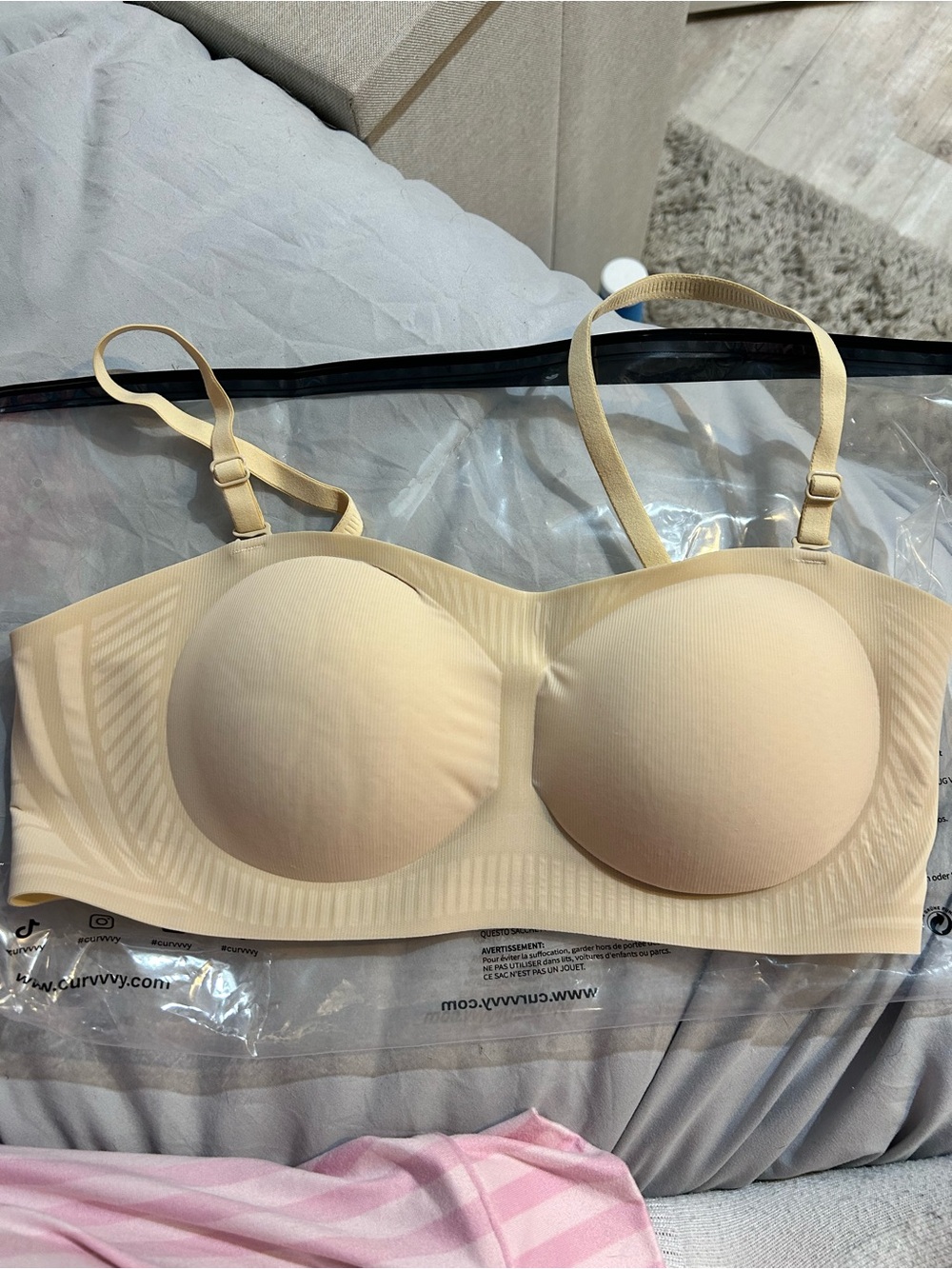 Unworn Curvvvy Removable Straps/Pads Bra